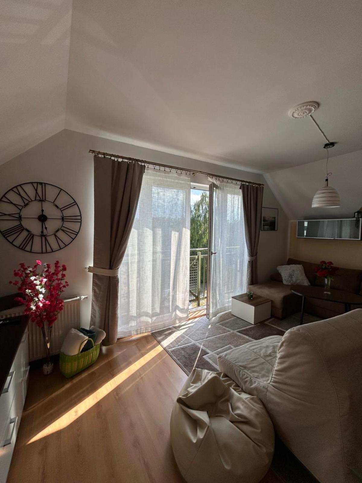 Apartment Roza *